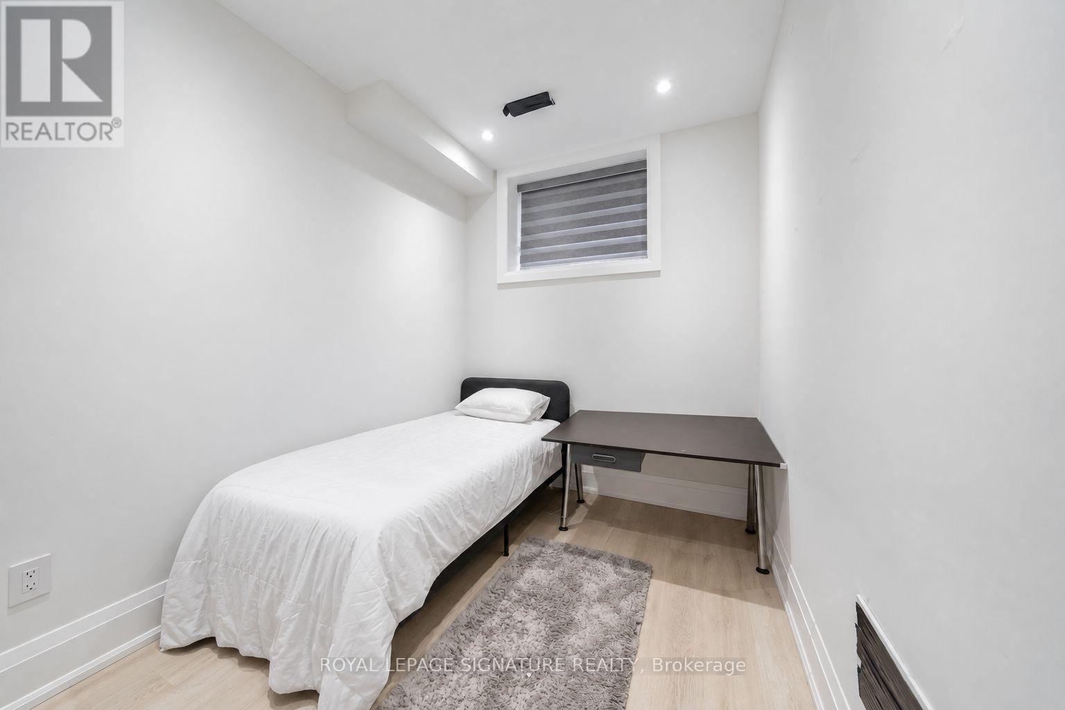 540b Pharmacy Avenue, Toronto, Ontario  M1L 3G6 - Photo 41 - E13876736
