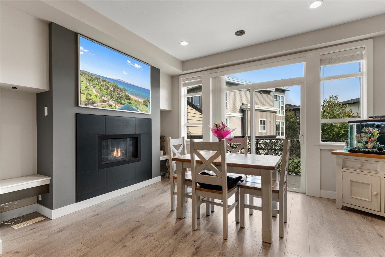 12 8413 MIDTOWN WAY|Chilliwack Proper South