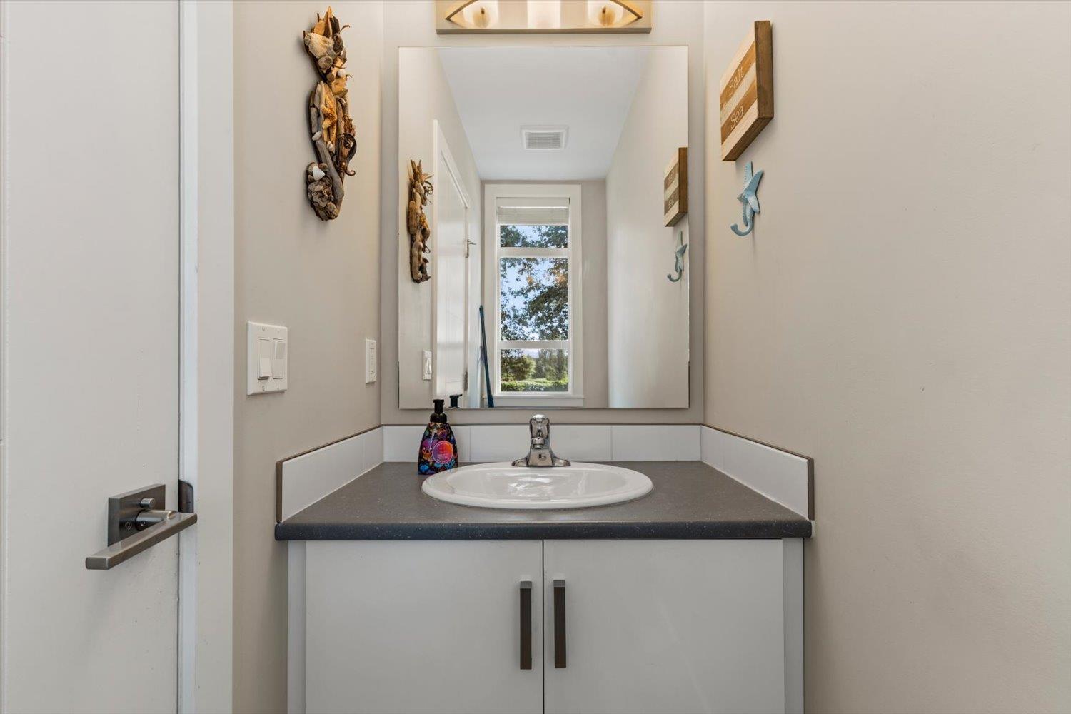 12 8413 MIDTOWN WAY|Chilliwack Proper South