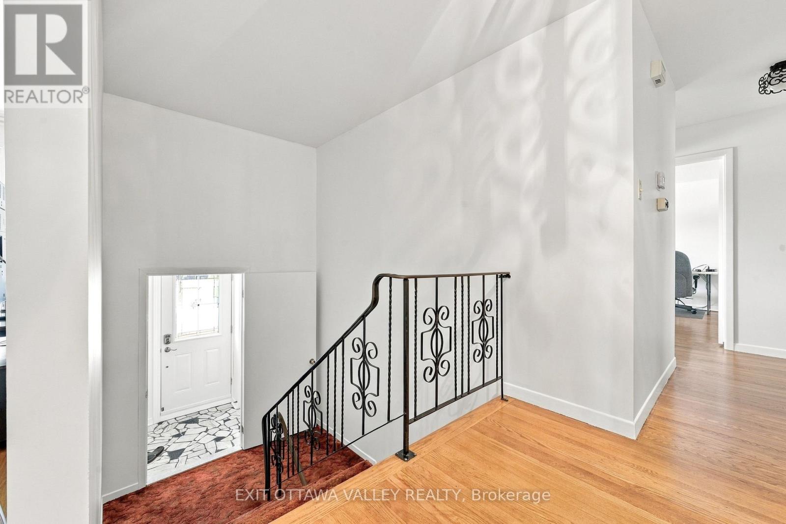 6 Sumac Court, Deep River, Ontario K0J 1P0 - Photo 6 - X13876456