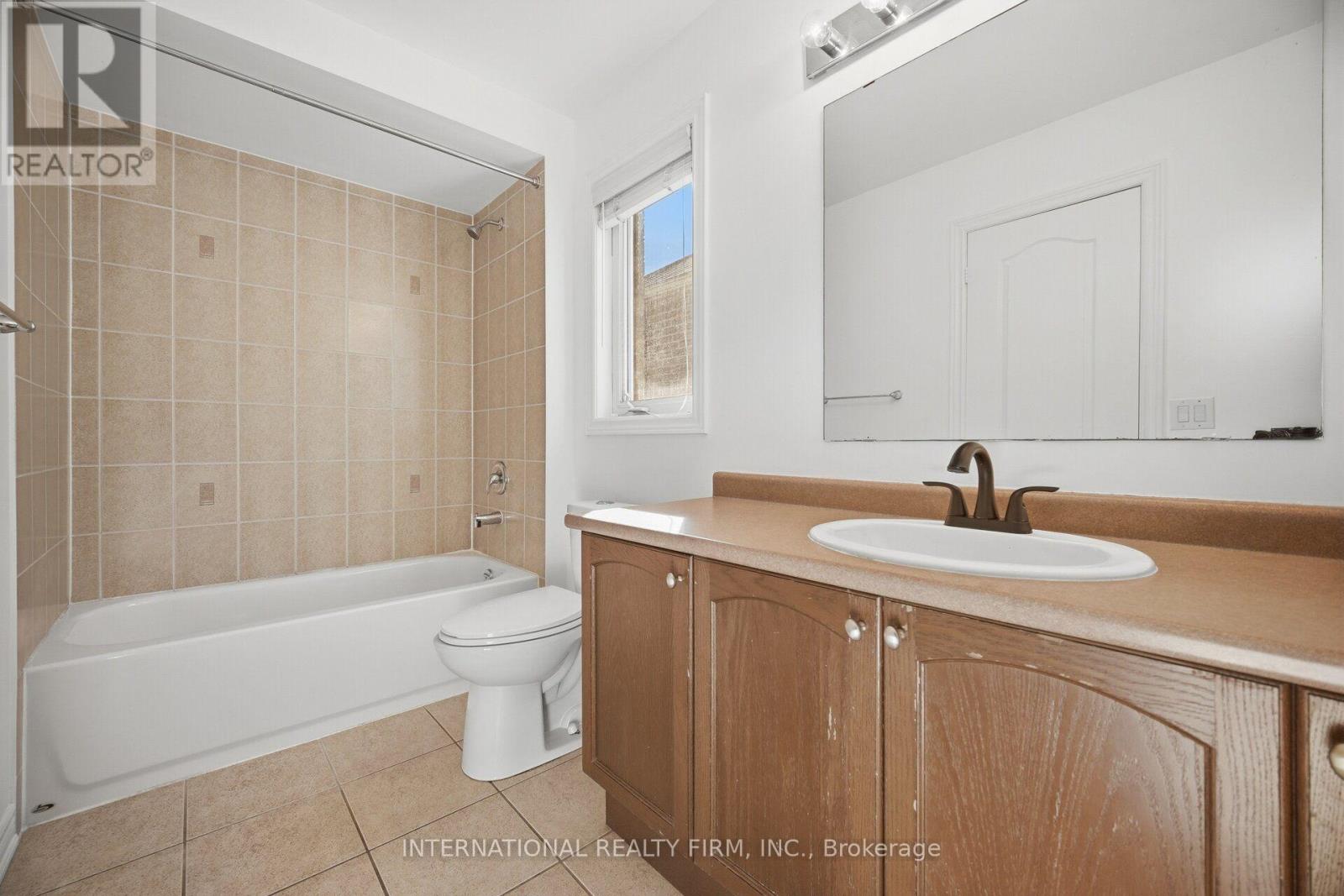 11 Lady Gwillim Avenue, East Gwillimbury, Ontario  L9N 0B3 - Photo 30 - N13876476