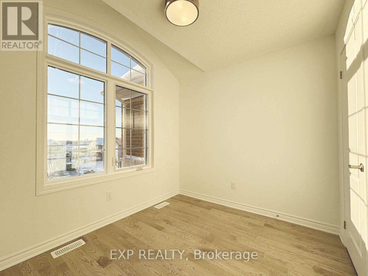 124 Azure Drive, Markham, Ontario  L6C 1N3 - Photo 13 - N13876486