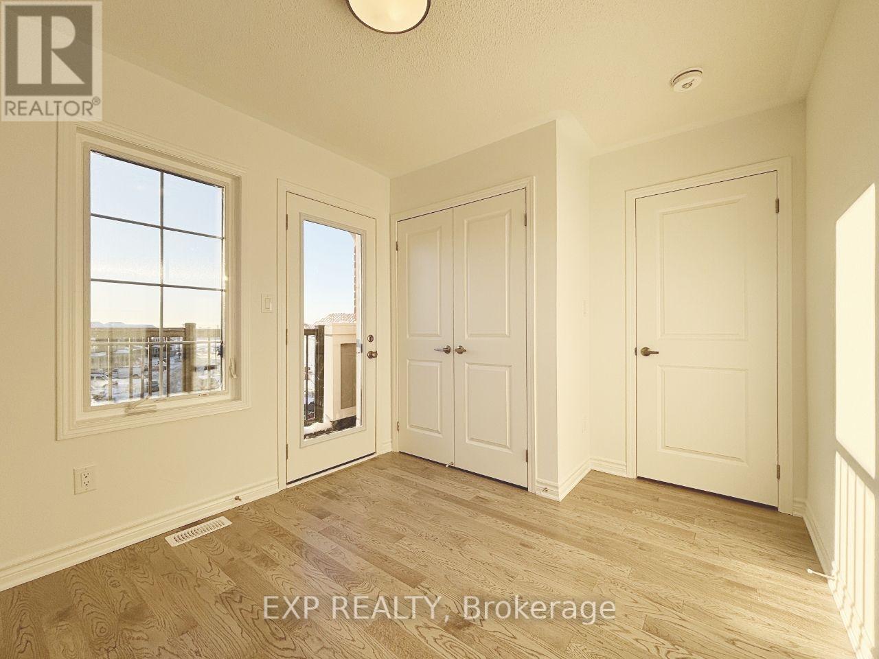 124 Azure Drive, Markham, Ontario  L6C 1N3 - Photo 8 - N13876486