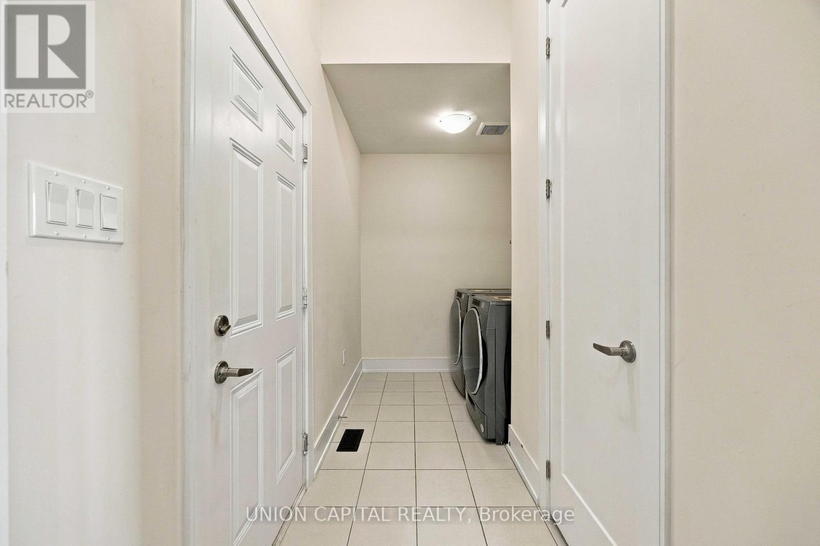 297 Seaview Heights, East Gwillimbury, Ontario  L9N 0Z1 - Photo 17 - N13876500