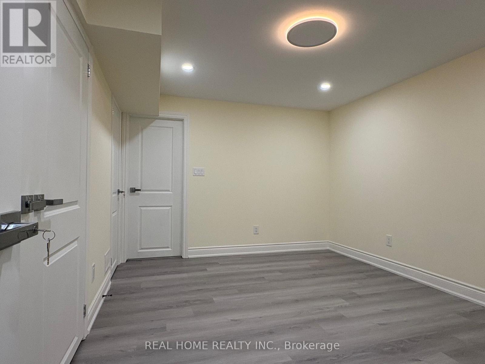 Lower Level - 34 Lagani Avenue, Richmond Hill (Doncrest), Ontario  L4B 3E1 - Photo 16 - N13876520