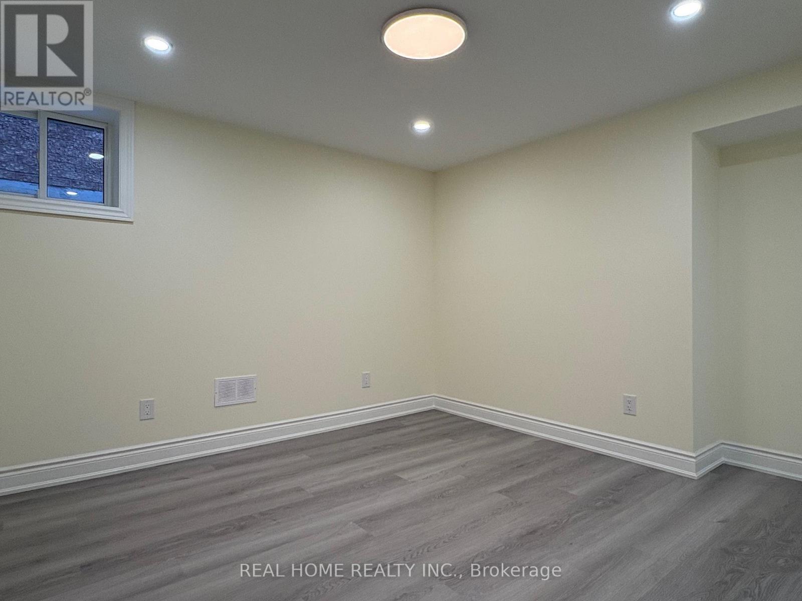 Lower Level - 34 Lagani Avenue, Richmond Hill (Doncrest), Ontario  L4B 3E1 - Photo 18 - N13876520