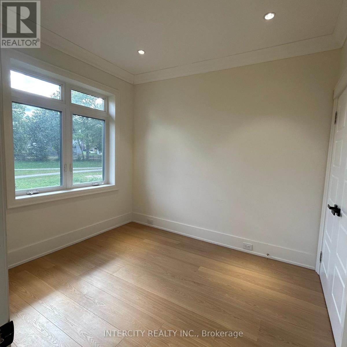 15 - 263 Barrie Street, Bradford West Gwillimbury, Ontario  L3Z 4M8 - Photo 8 - N13876522