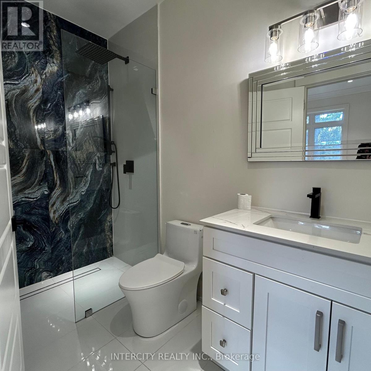 15 - 263 Barrie Street, Bradford West Gwillimbury, Ontario  L3Z 4M8 - Photo 9 - N13876522
