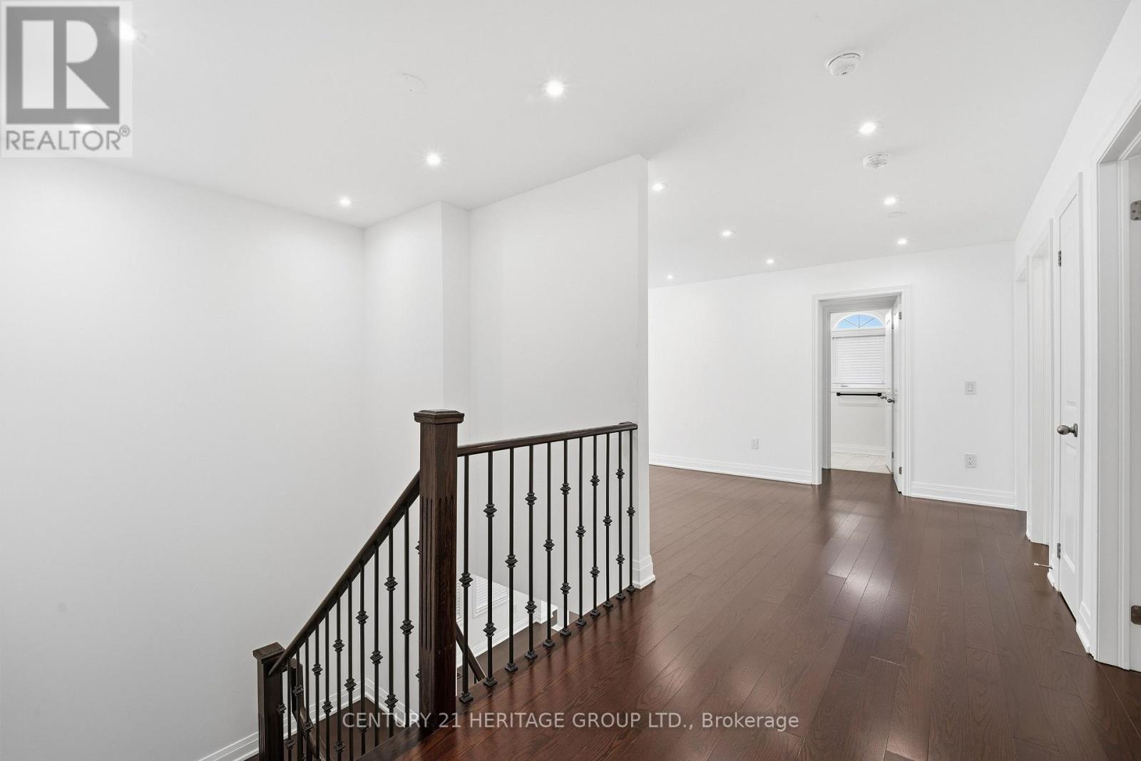 41 Leith Drive, Bradford West Gwillimbury, Ontario  L3Z 0V6 - Photo 11 - N13876528