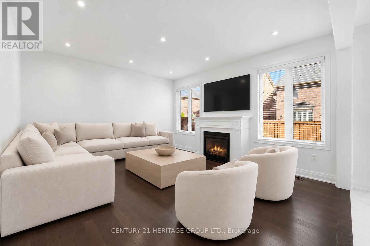 41 Leith Drive, Bradford West Gwillimbury, Ontario  L3Z 0V6 - Photo 7 - N13876528