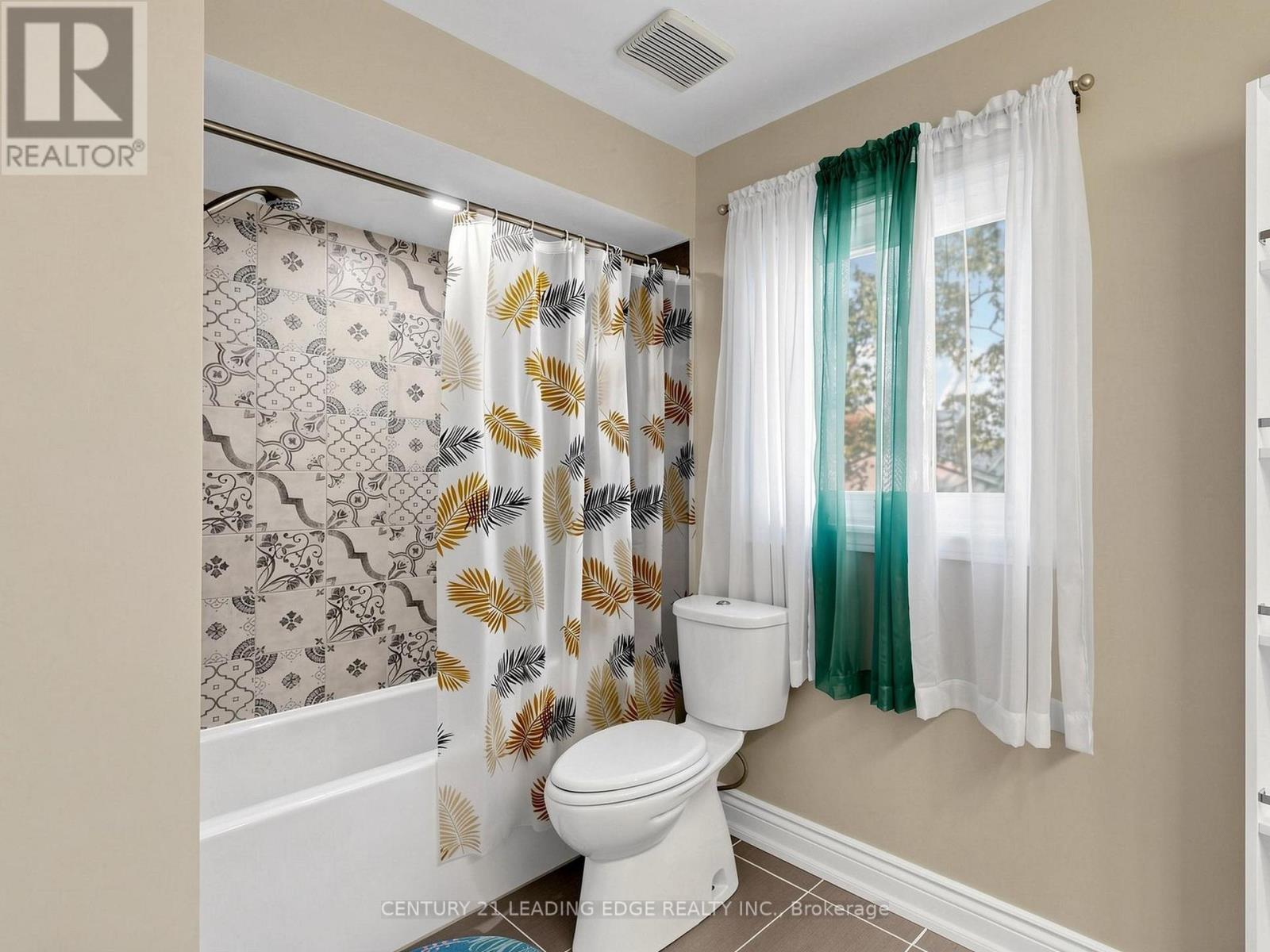 97 Tulip Street, Georgina, Ontario  L4P 1C6 - Photo 40 - N13876546
