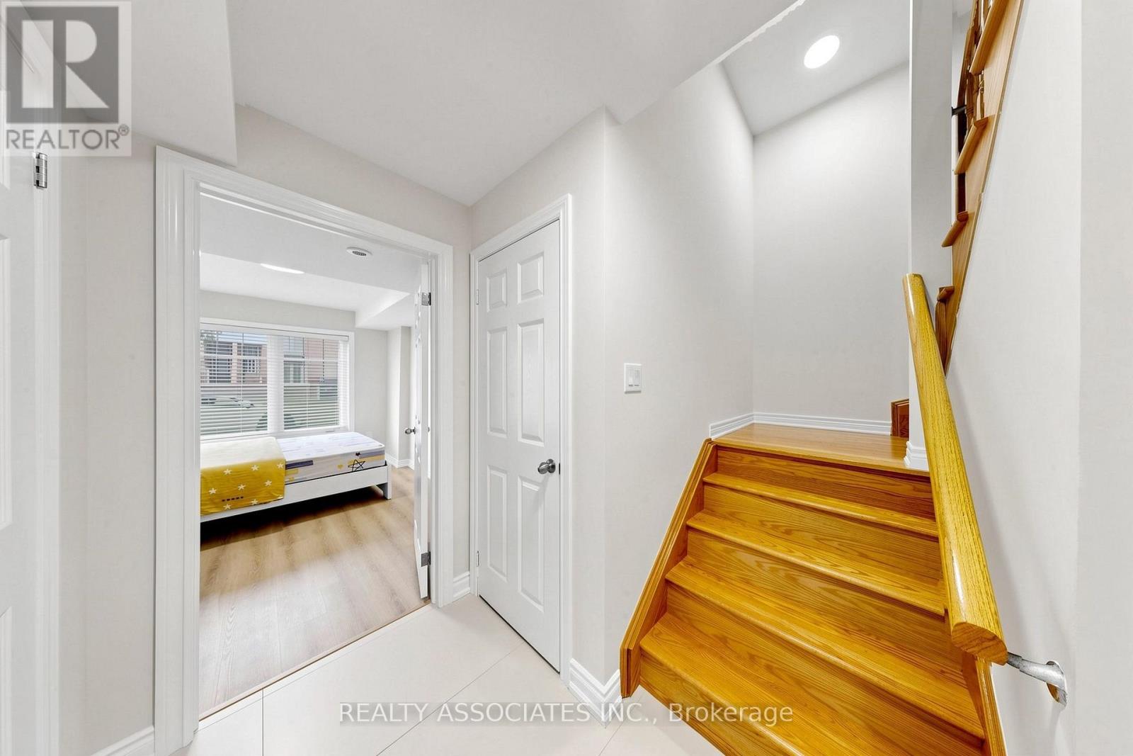 297 Delray Drive, Markham, Ontario  L6E 0P8 - Photo 15 - N13876694