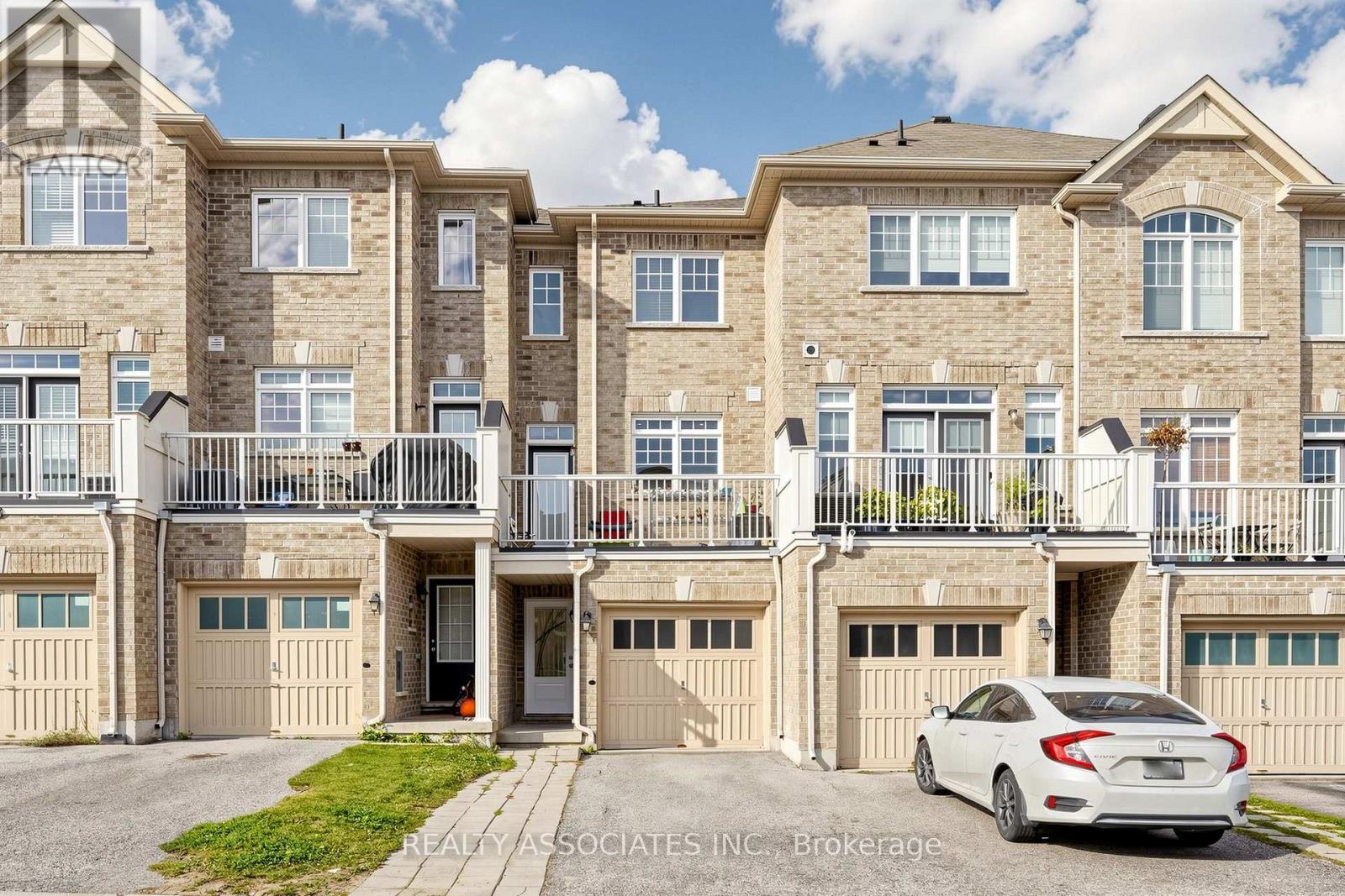 297 Delray Drive, Markham, Ontario  L6E 0P8 - Photo 2 - N13876694