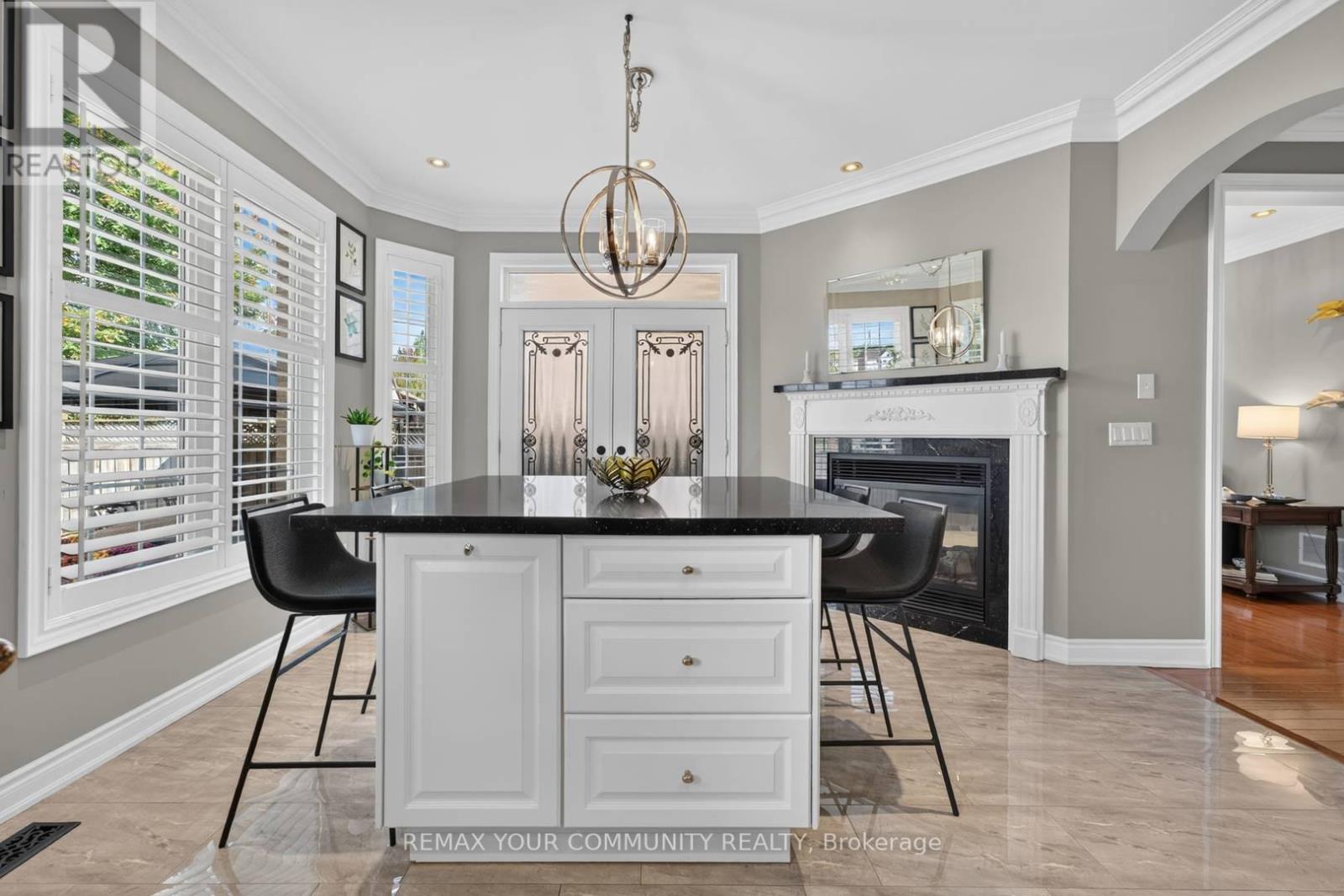 38 Dimarino Drive, Vaughan, Ontario  L6A 0E8 - Photo 13 - N13876744