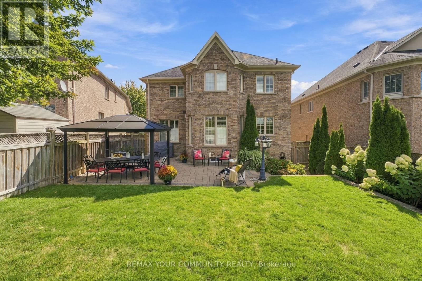 38 Dimarino Drive, Vaughan, Ontario  L6A 0E8 - Photo 42 - N13876744