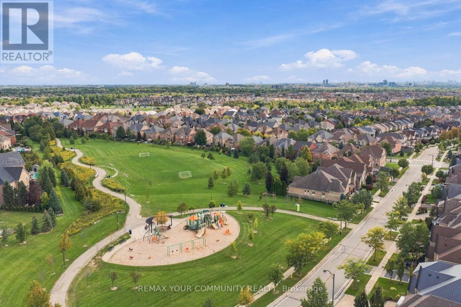 38 Dimarino Drive, Vaughan, Ontario  L6A 0E8 - Photo 49 - N13876744