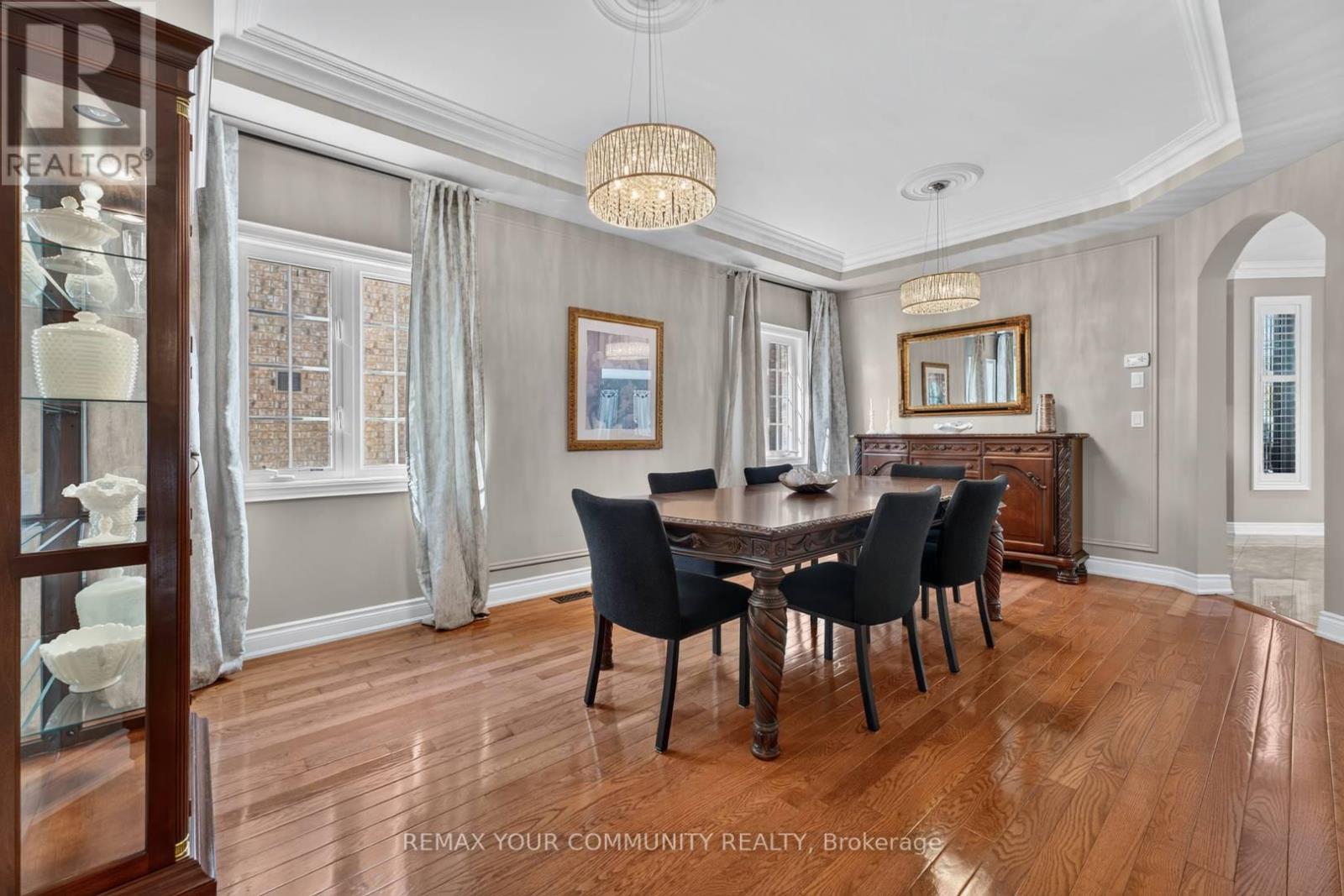 38 Dimarino Drive, Vaughan, Ontario  L6A 0E8 - Photo 6 - N13876744