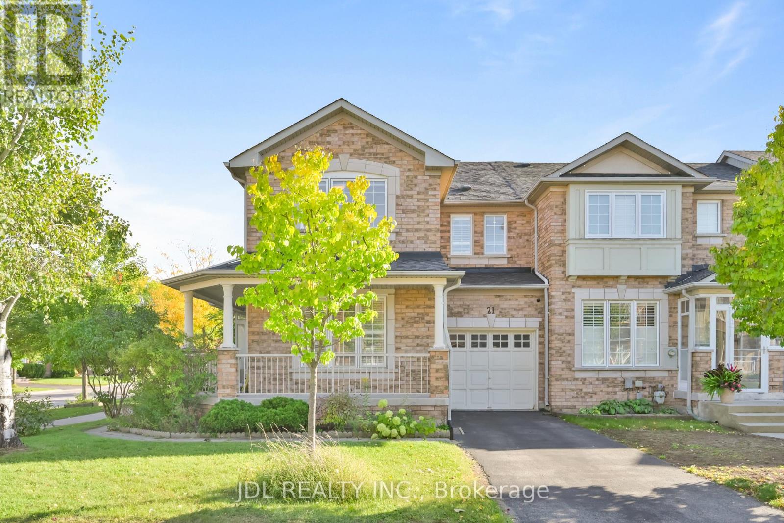 21 Iron Horse Avenue, Richmond Hill, Ontario  L4B 4H2 - Photo 3 - N13876778
