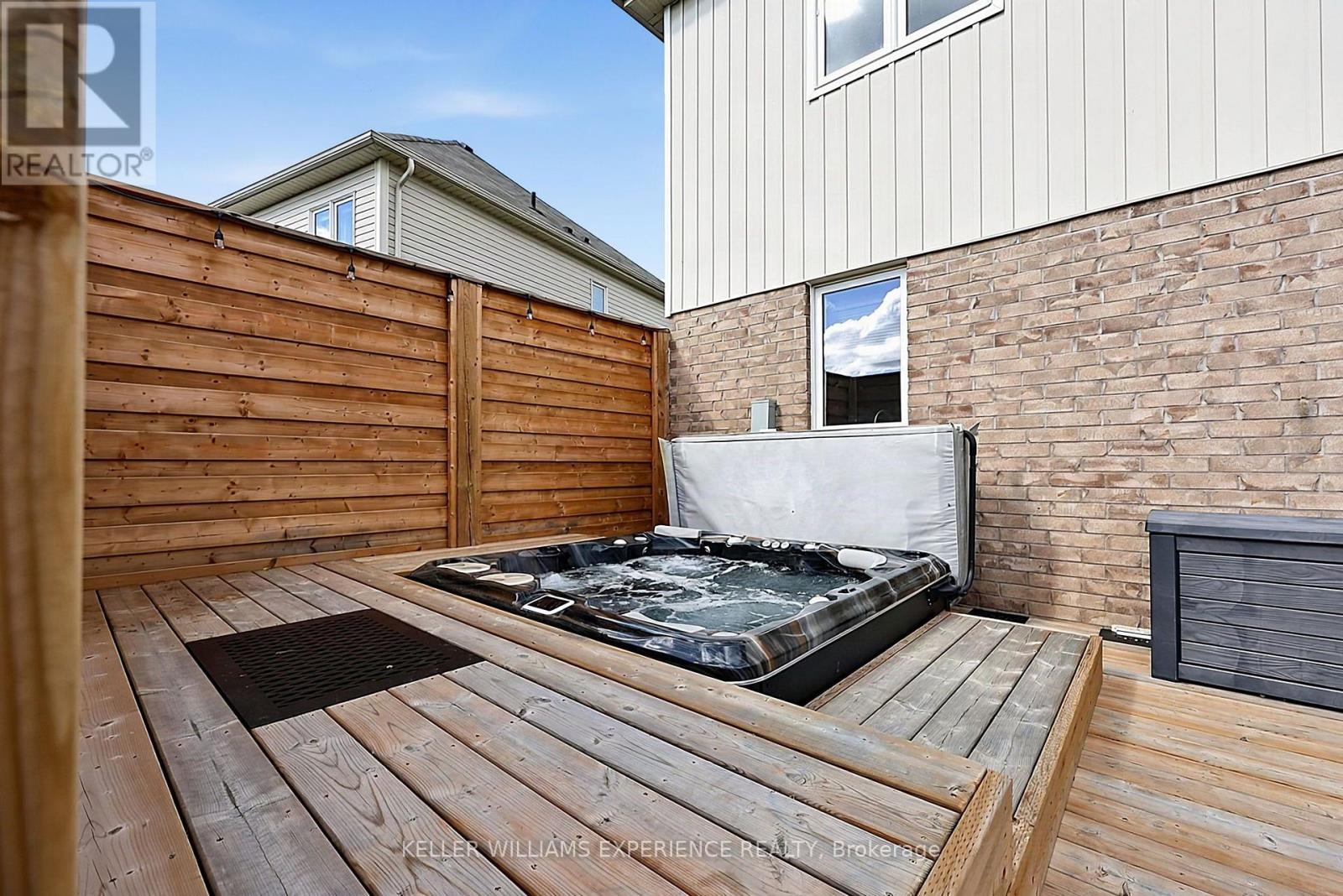 73 Latimer Avenue, Essa, Ontario  L0M 1B5 - Photo 42 - N13876800