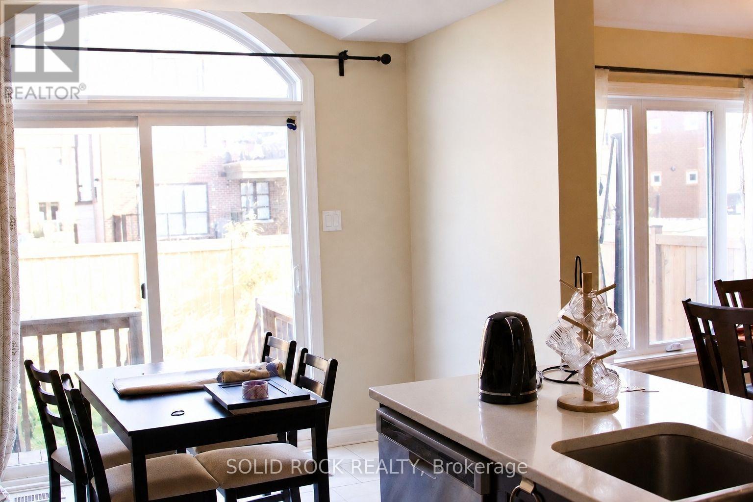 109 Mancini Way, Ottawa, Ontario  K2J 5X3 - Photo 6 - X13876714