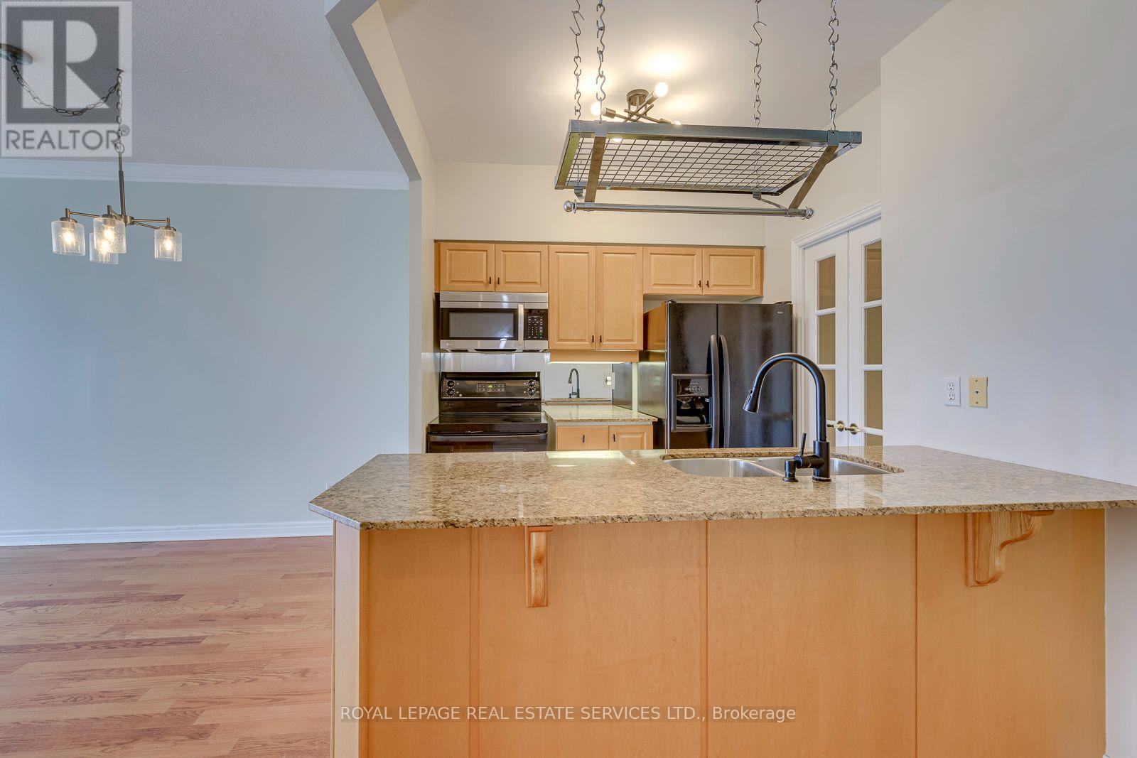 Uph5 - 60 Old Mill Road, Oakville, Ontario  L6J 7V9 - Photo 14 - W13876468