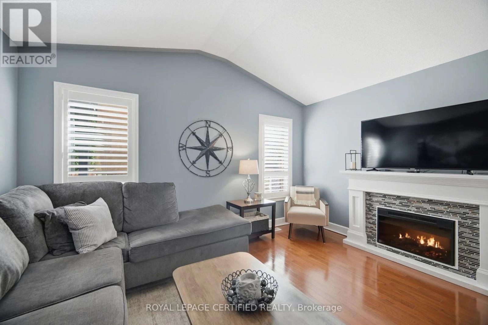 106 Ballantine Drive, Halton Hills, Ontario  L7G 6M7 - Photo 16 - W13876508