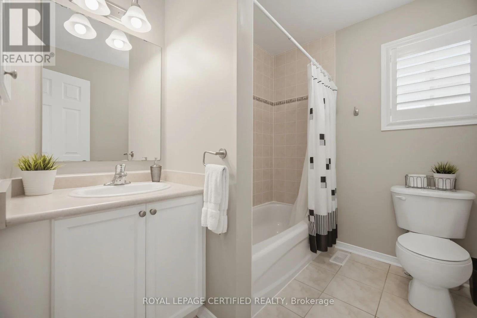 106 Ballantine Drive, Halton Hills, Ontario  L7G 6M7 - Photo 29 - W13876508