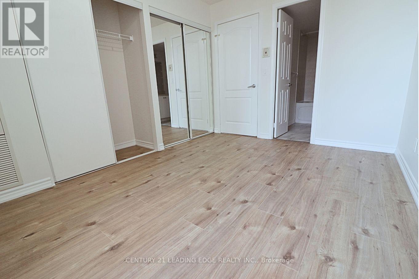 1705 - 4090 LIVING ARTS DRIVE