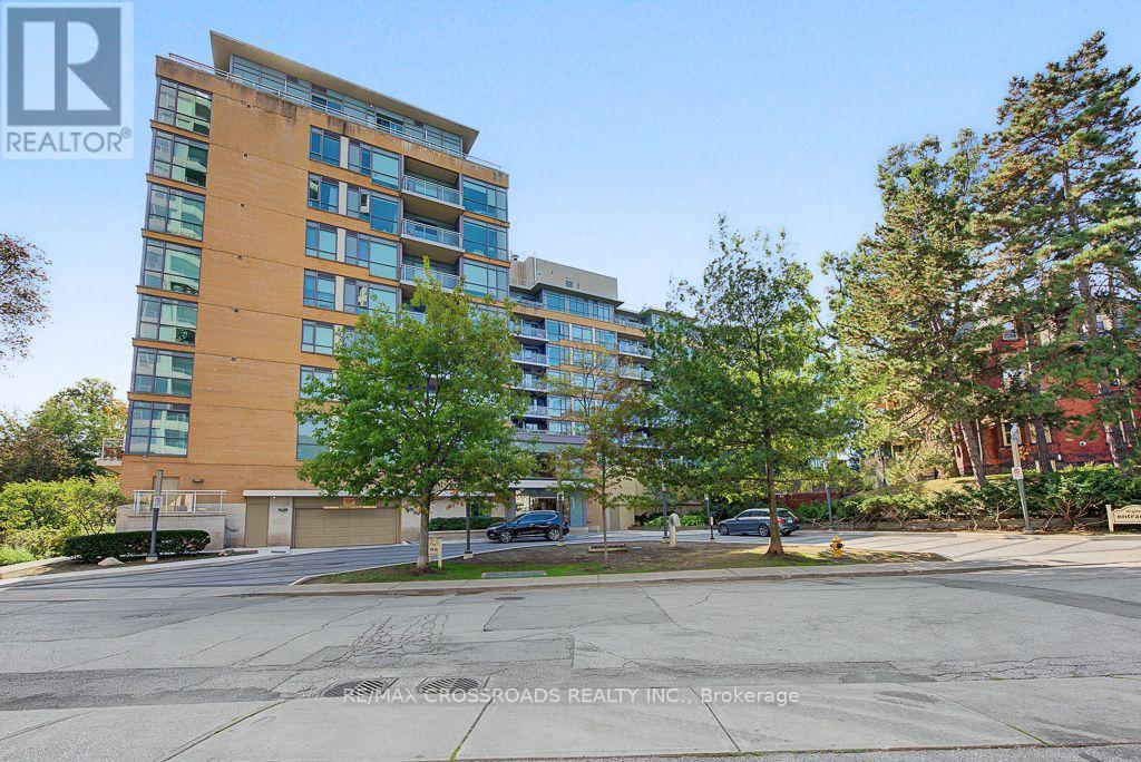 613 - 20 Gothic Avenue, Toronto, Ontario  M6P 1T5 - Photo 1 - W13876600
