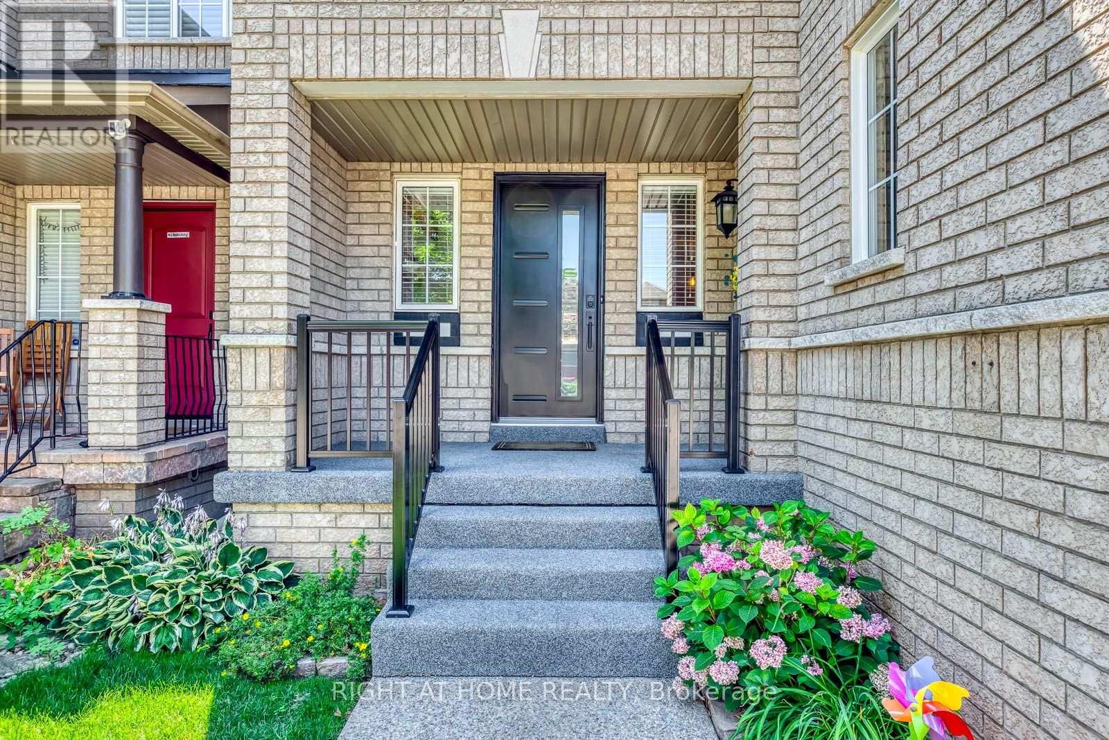 2416 Lazio Lane, Oakville, Ontario  L6M 4P4 - Photo 2 - W13876606