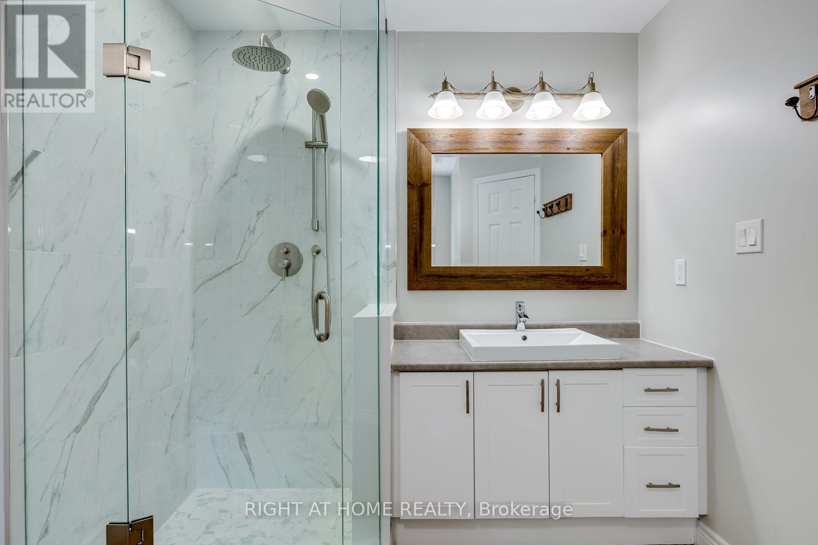 2416 Lazio Lane, Oakville, Ontario  L6M 4P4 - Photo 20 - W13876606