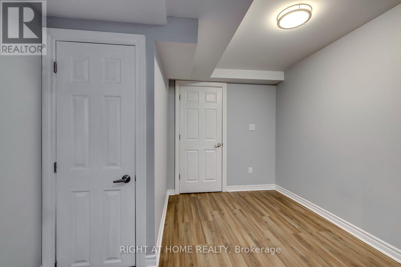 2416 Lazio Lane, Oakville, Ontario  L6M 4P4 - Photo 29 - W13876606