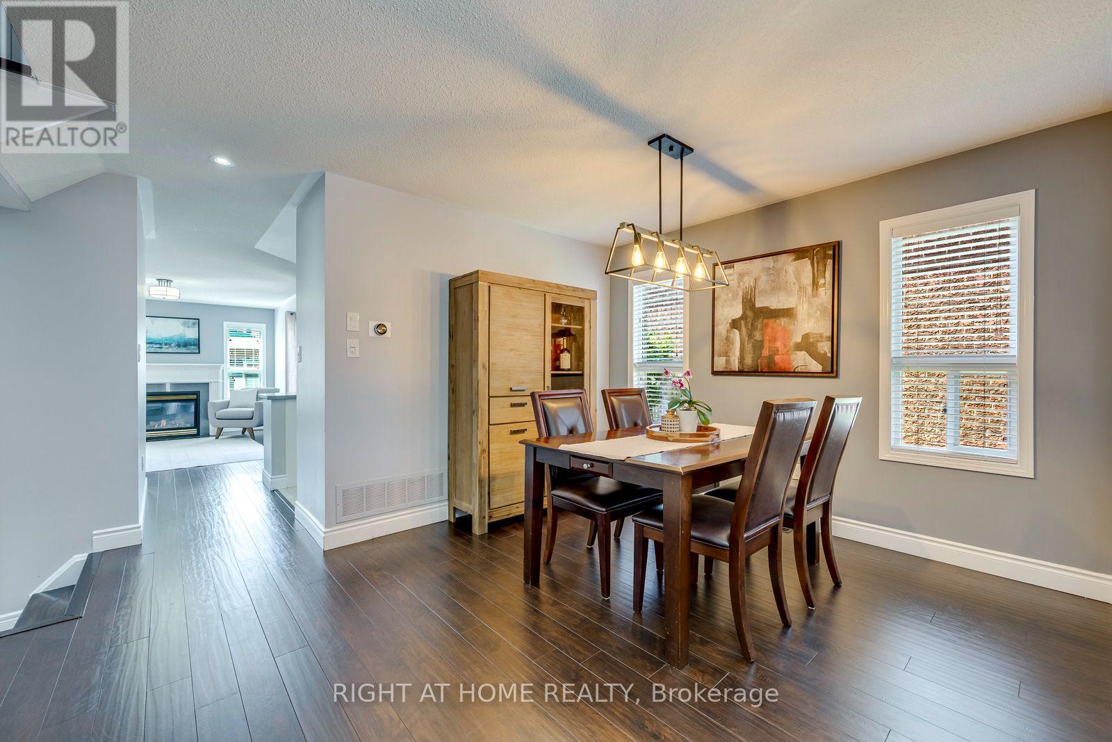 2416 Lazio Lane, Oakville, Ontario  L6M 4P4 - Photo 5 - W13876606