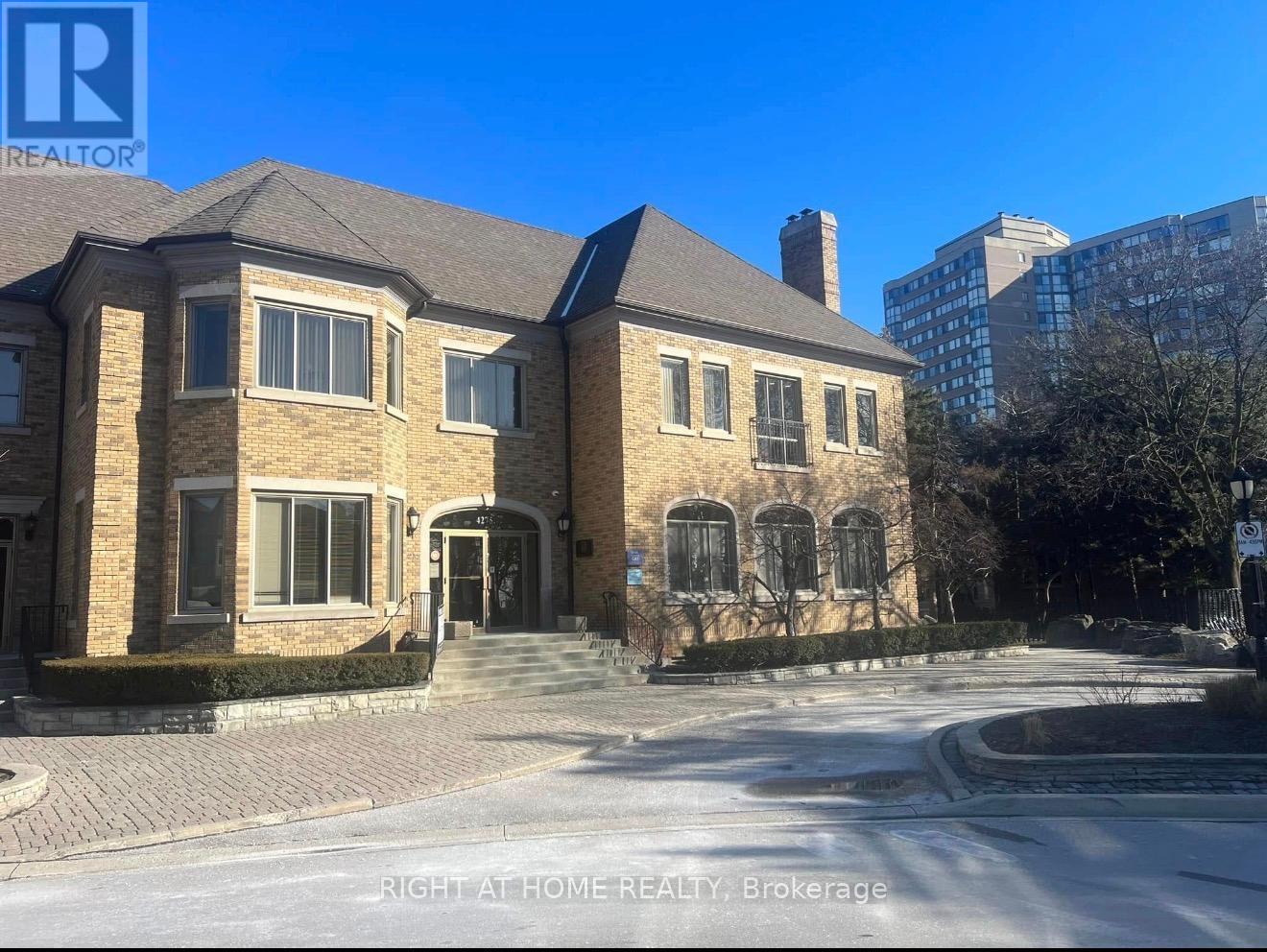 100 - 4275 Village Centre Court, Mississauga, Ontario  L4Z 1V3 - Photo 1 - W13876650