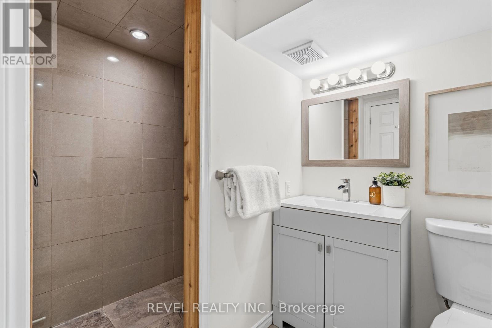 23 River View Drive, Brampton, Ontario  L6W 2E6 - Photo 31 - W13876680