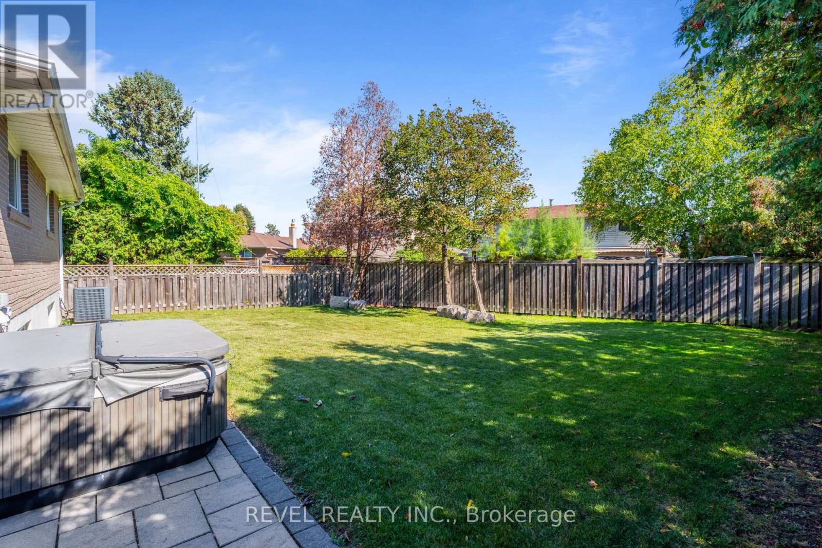 23 River View Drive, Brampton, Ontario  L6W 2E6 - Photo 35 - W13876680