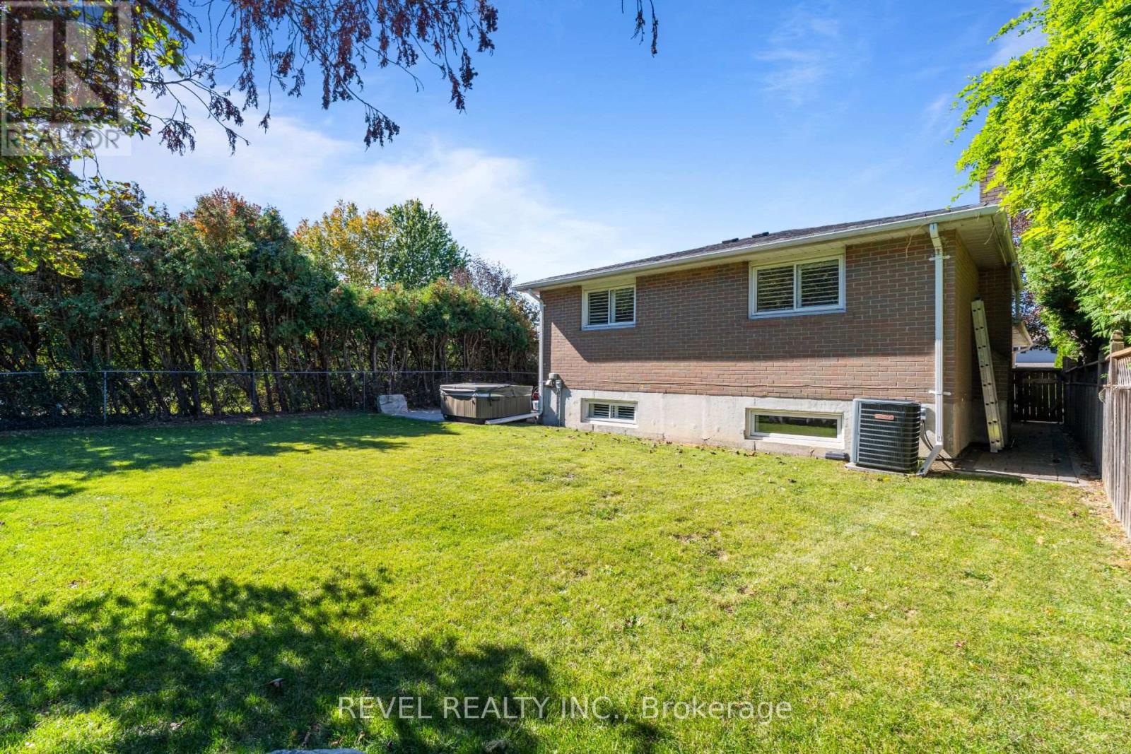 23 River View Drive, Brampton, Ontario  L6W 2E6 - Photo 37 - W13876680