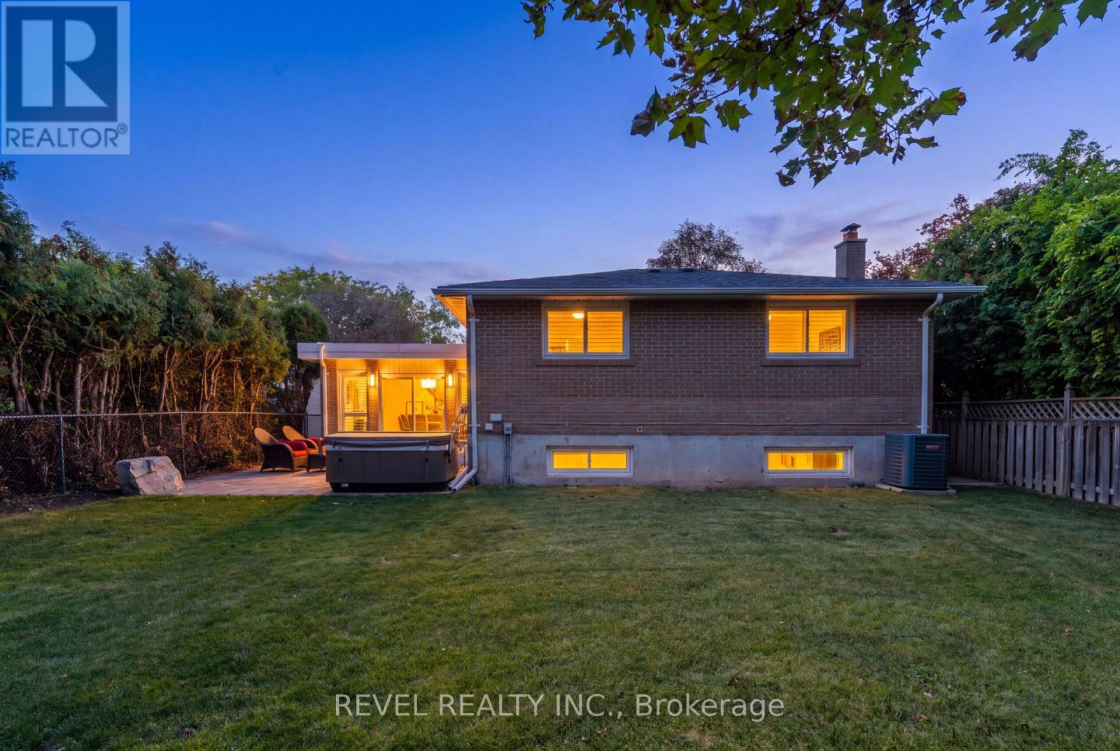 23 River View Drive, Brampton, Ontario  L6W 2E6 - Photo 38 - W13876680
