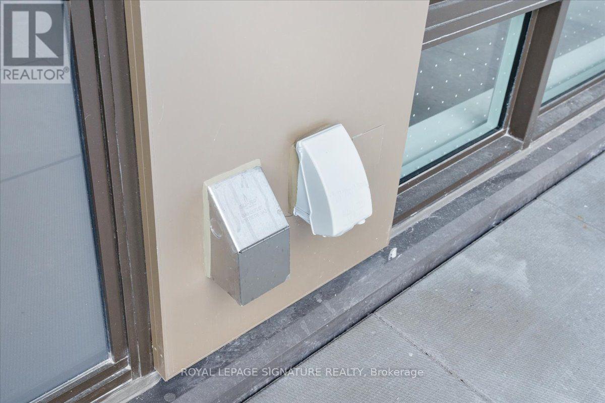 301 - 2450 Bloor Street W, Toronto, Ontario  M6S 0A9 - Photo 24 - W13876682