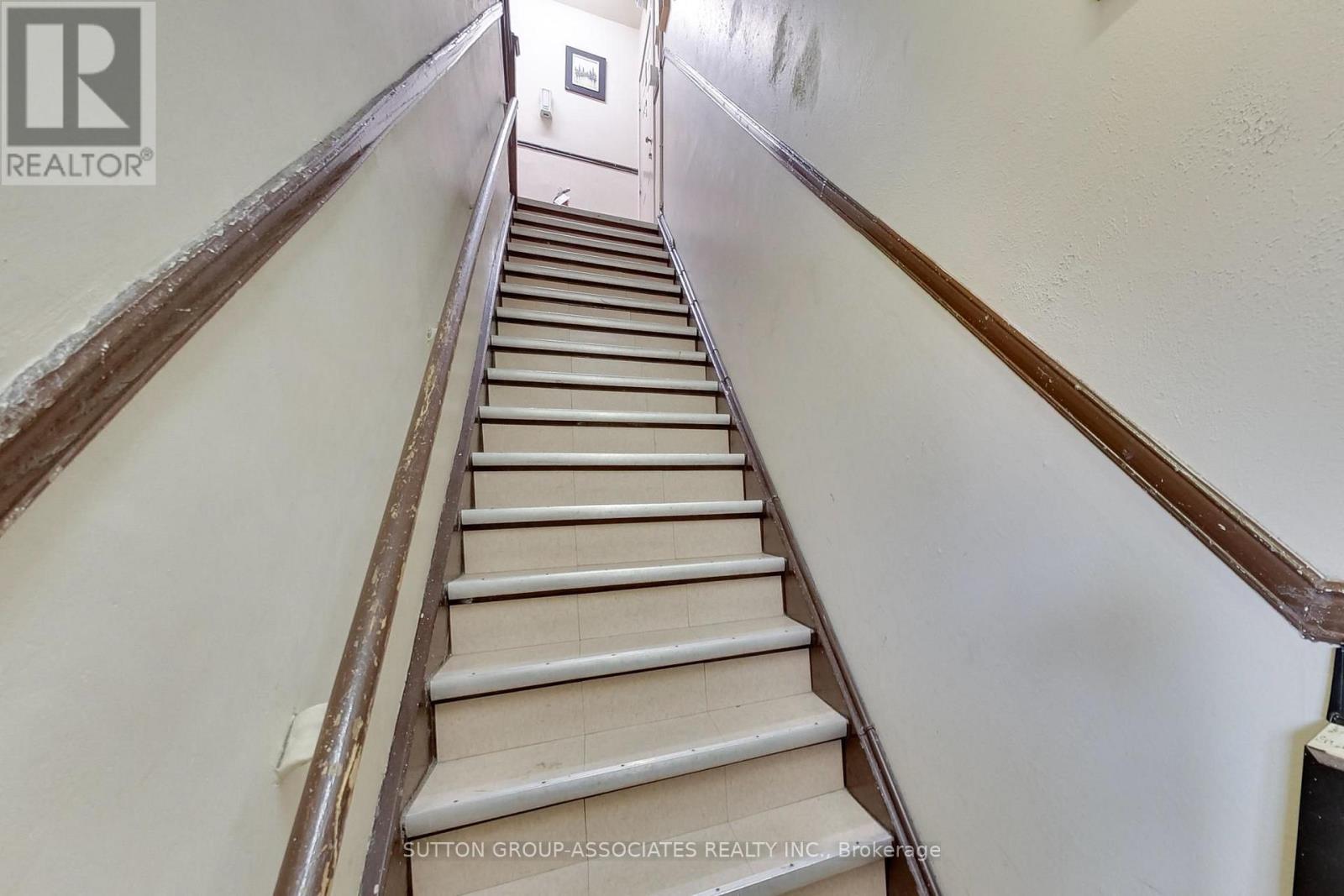 1181-1183 St Clair Avenue W, Toronto, Ontario  M6E 1B5 - Photo 11 - W13876720