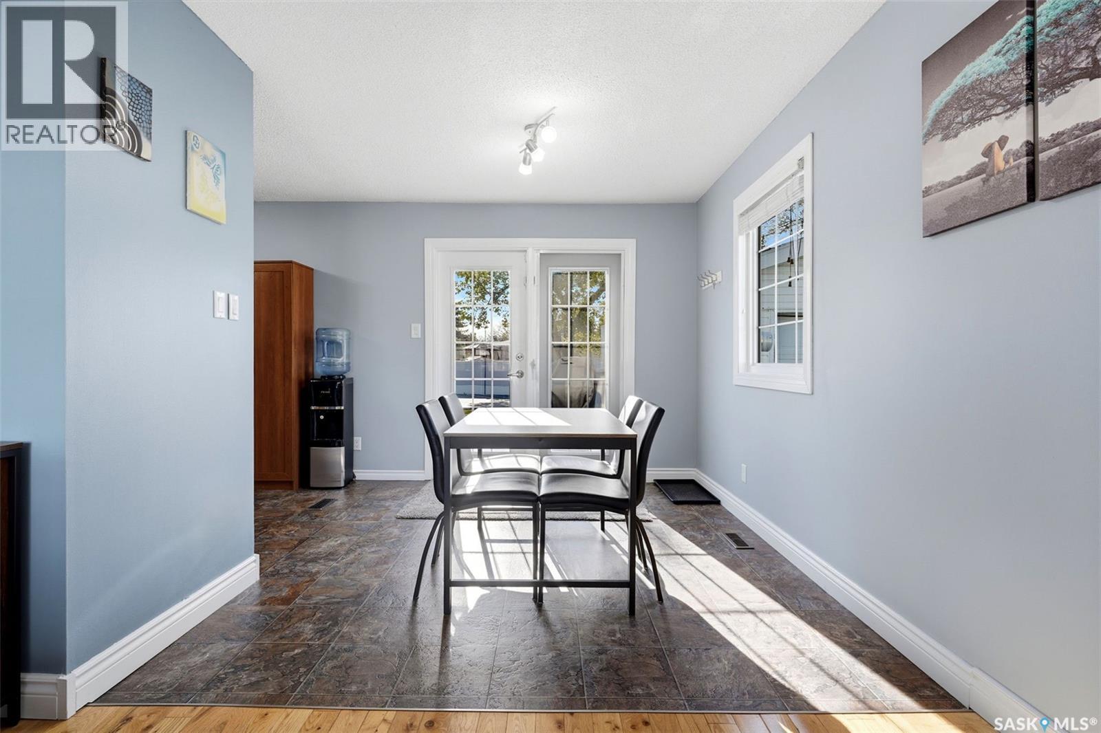 40 Pleasantview Bay, Regina, Saskatchewan  S4R 5H3 - Photo 5 - SK050500
