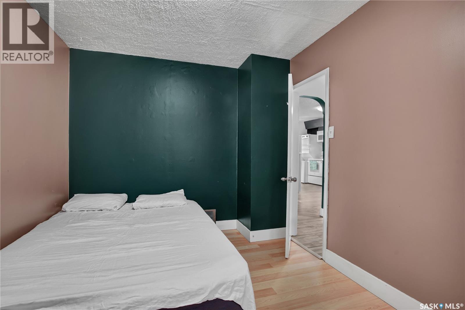 1104 4th Street E, Saskatoon, Saskatchewan  S7H 1K8 - Photo 16 - SK050495