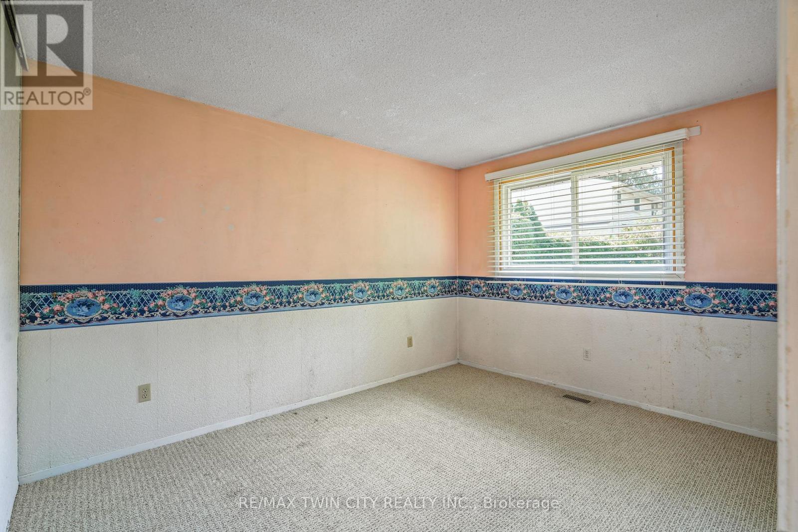 35 Ivanhoe Road, Brantford, Ontario  N3R 6V1 - Photo 24 - X13876504