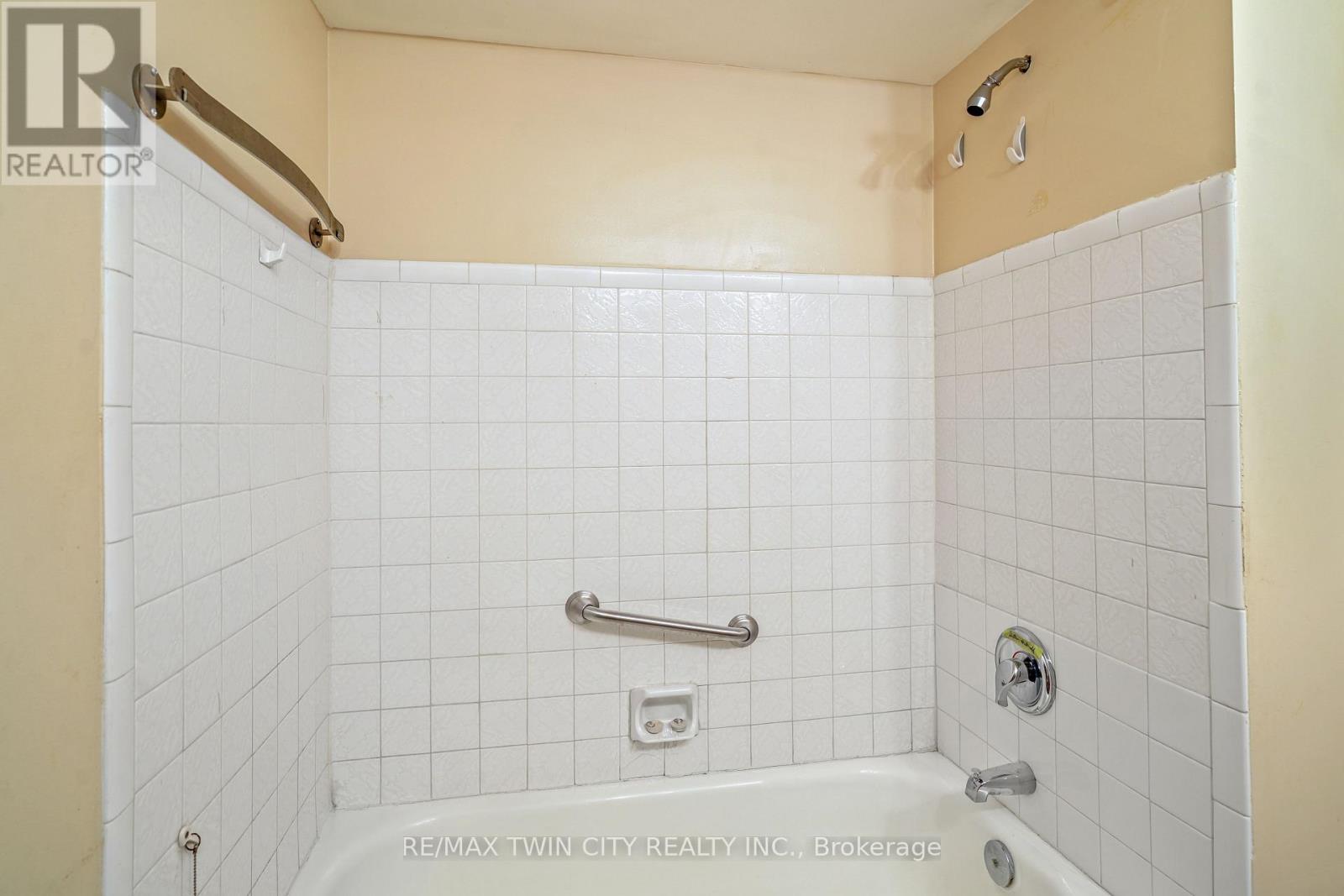 35 Ivanhoe Road, Brantford, Ontario  N3R 6V1 - Photo 28 - X13876504