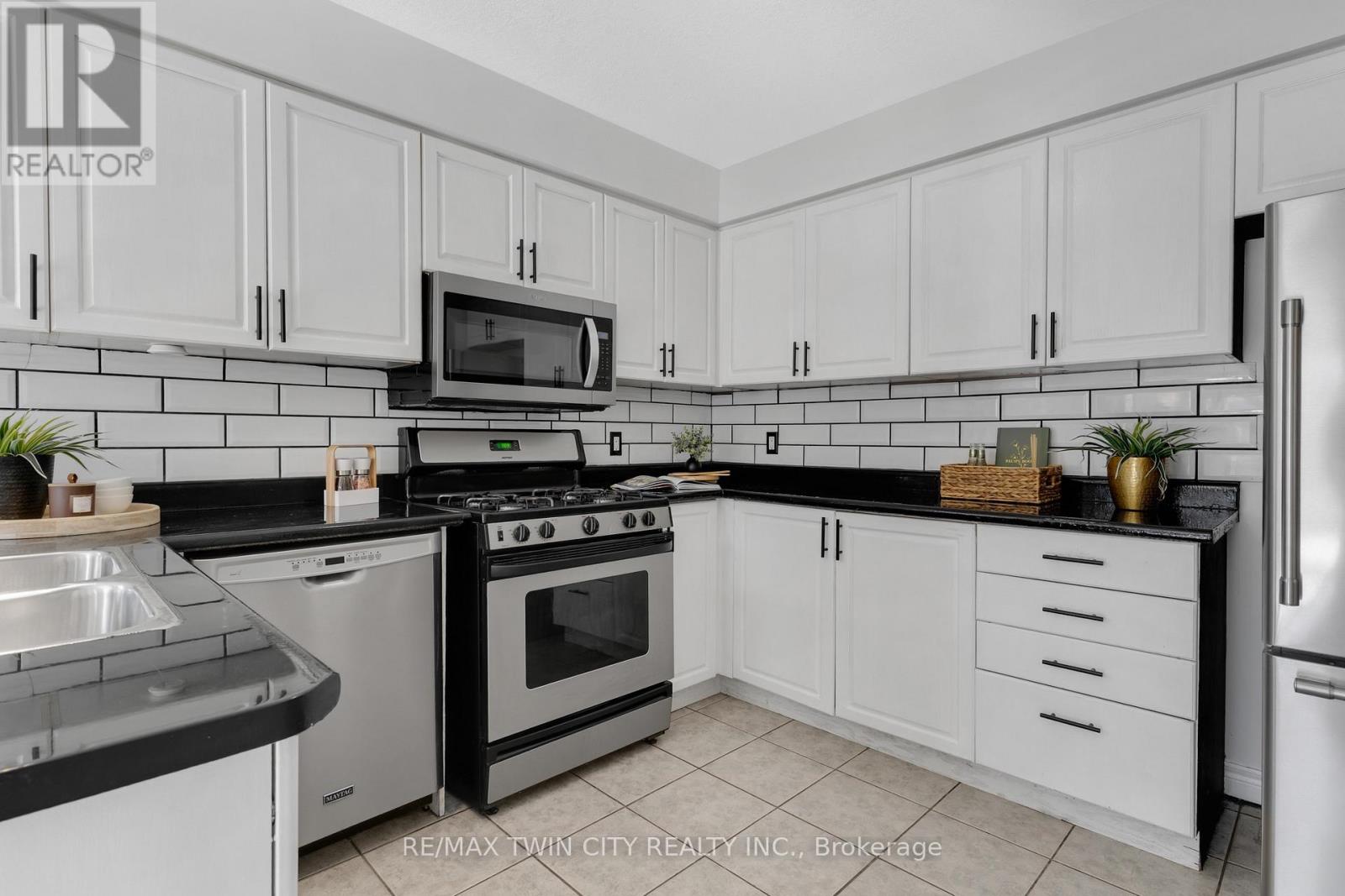 168 Patton Drive, Cambridge, Ontario  N3C 4L5 - Photo 11 - X13876616