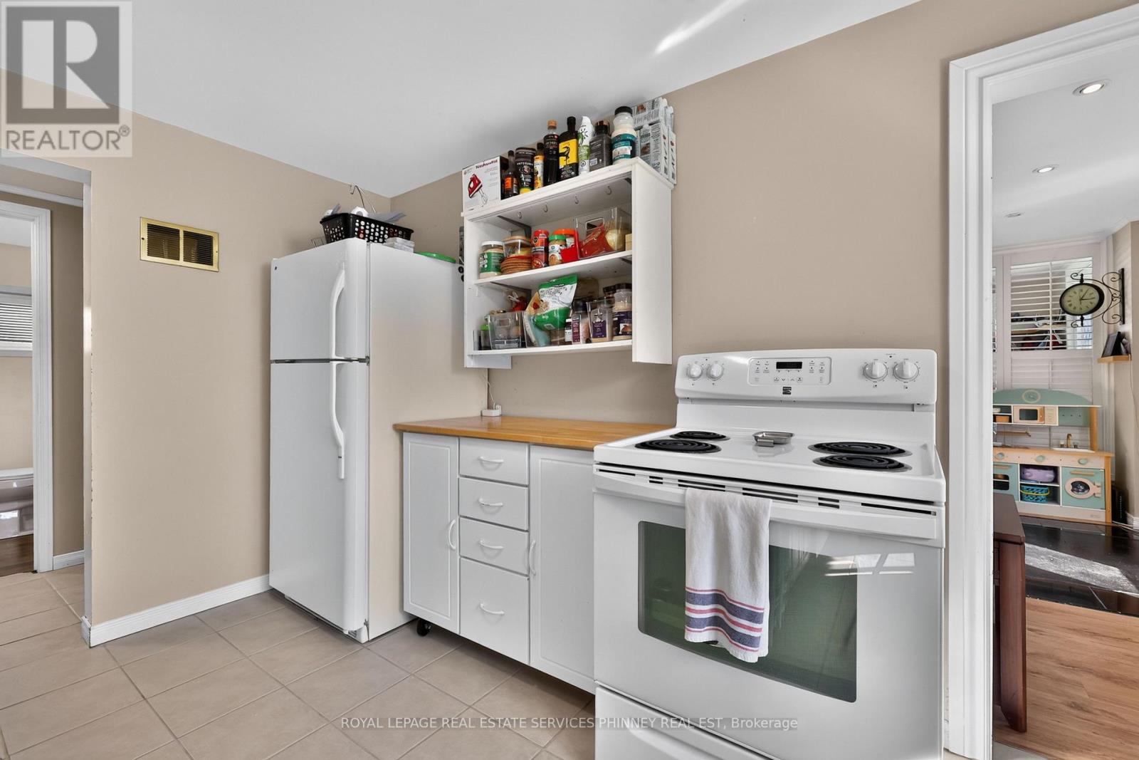 715 South Pelham Road, Welland, Ontario  L3C 3C9 - Photo 14 - X13876738
