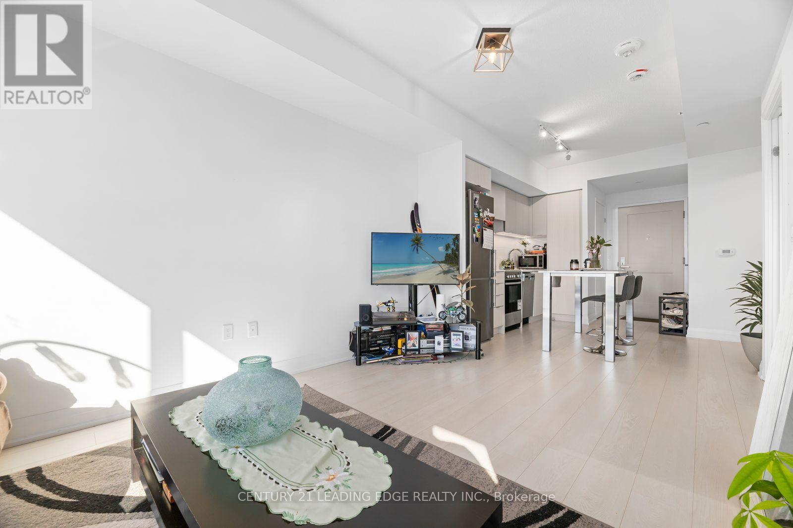 745 - 26 Gibbs Road, Toronto, Ontario  M9B 0E3 - Photo 9 - W13875704