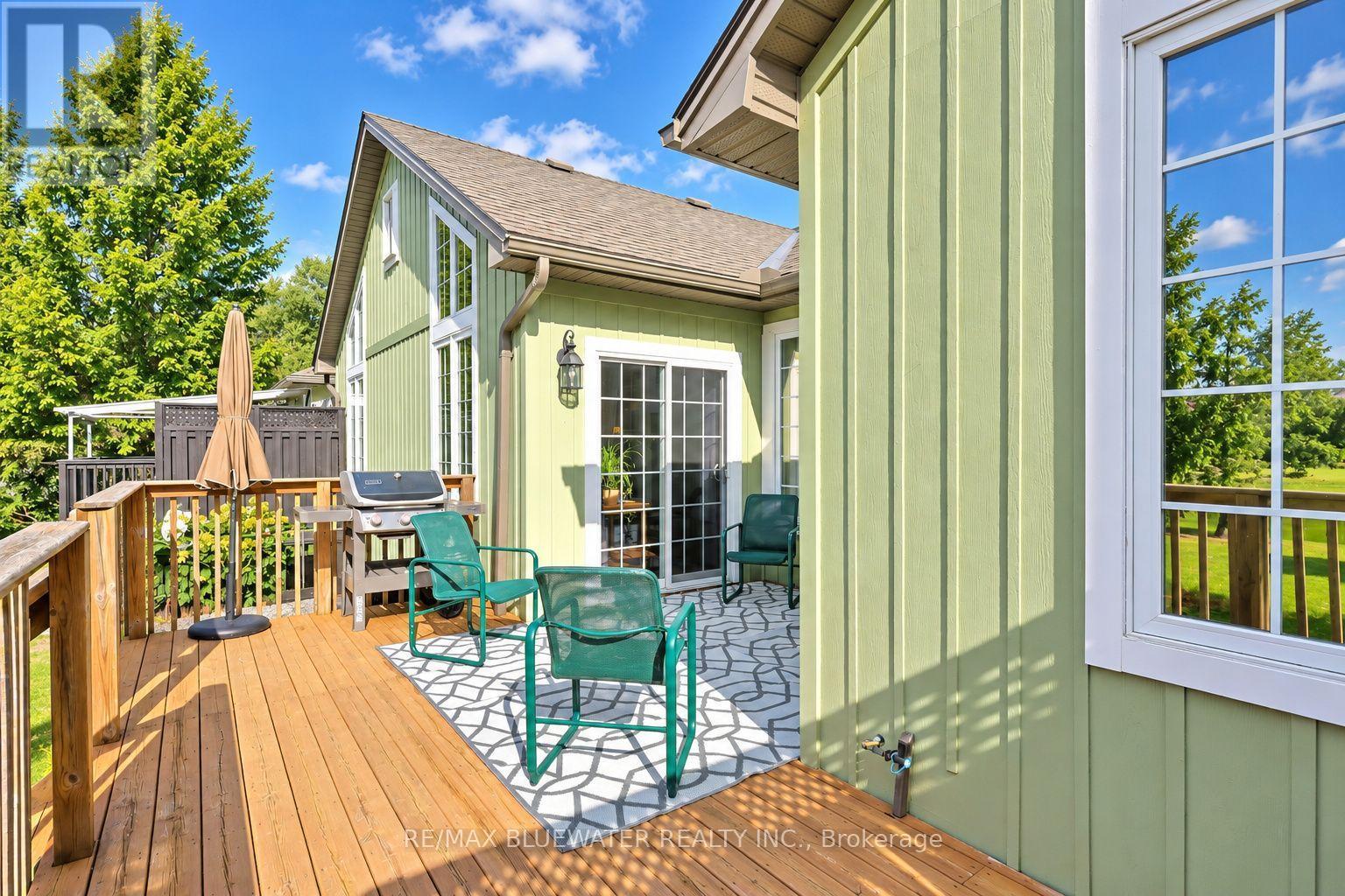 13 Oakwood Links Lane, South Huron, Ontario  N0M 1T0 - Photo 46 - X13732564