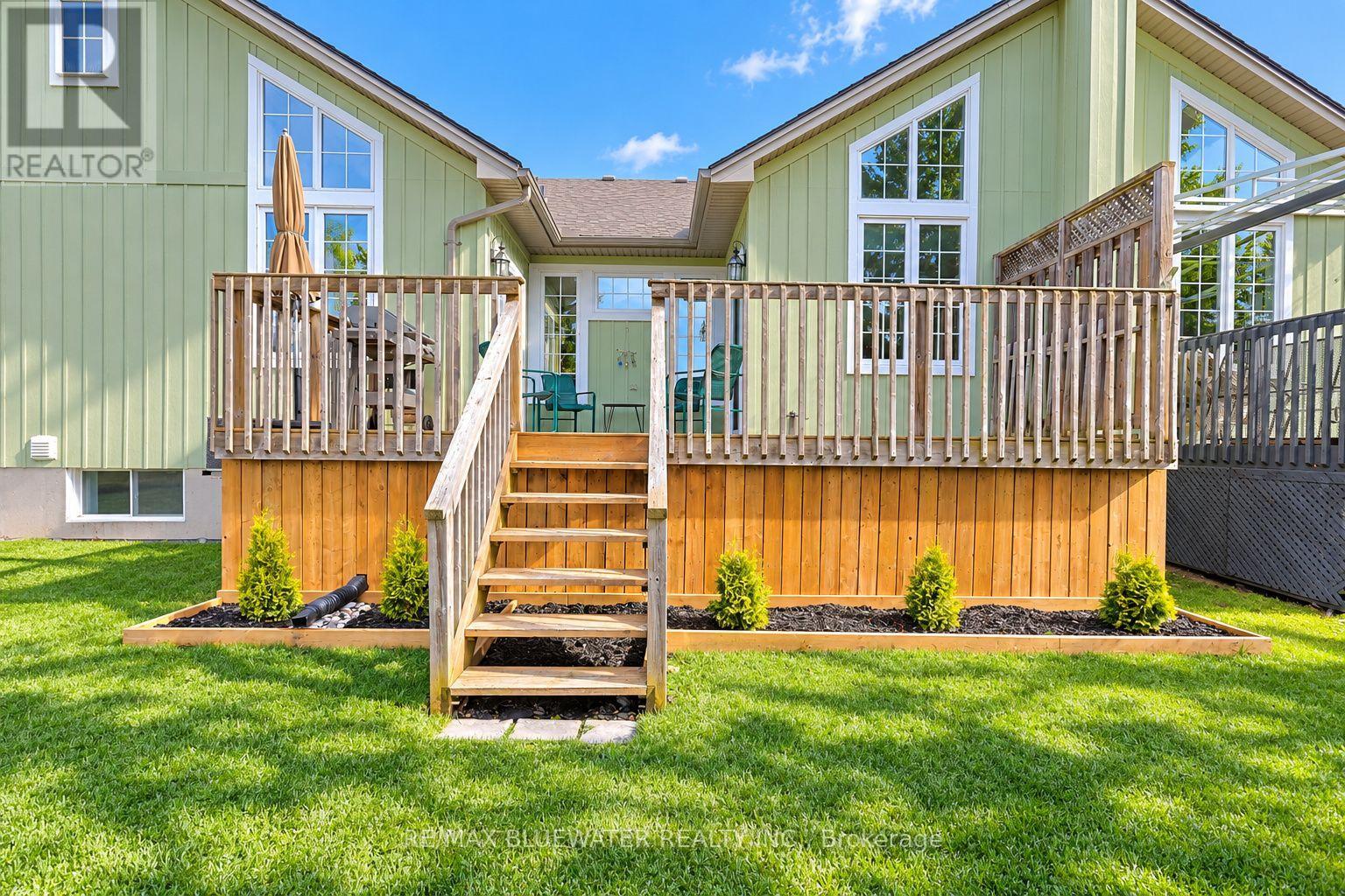 13 Oakwood Links Lane, South Huron, Ontario  N0M 1T0 - Photo 49 - X13732564