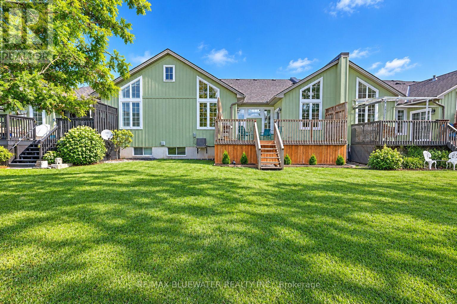 13 Oakwood Links Lane, South Huron, Ontario  N0M 1T0 - Photo 2 - X13732564